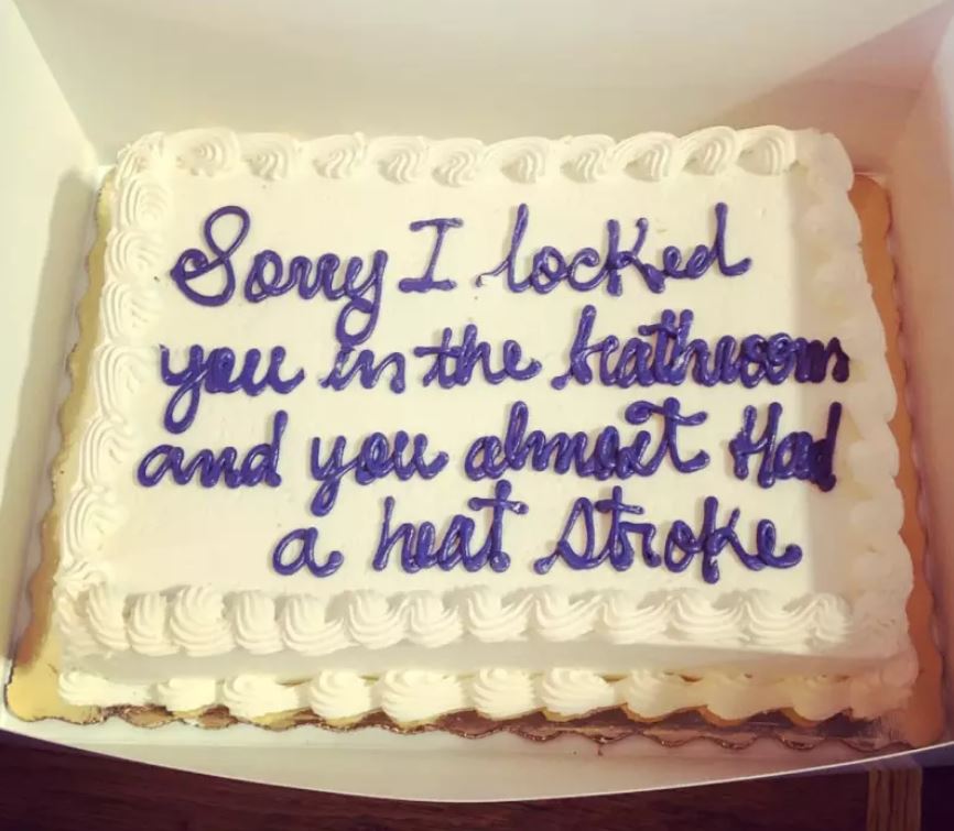 20+ Hilarious Apology Cakes That NEED A Back Story